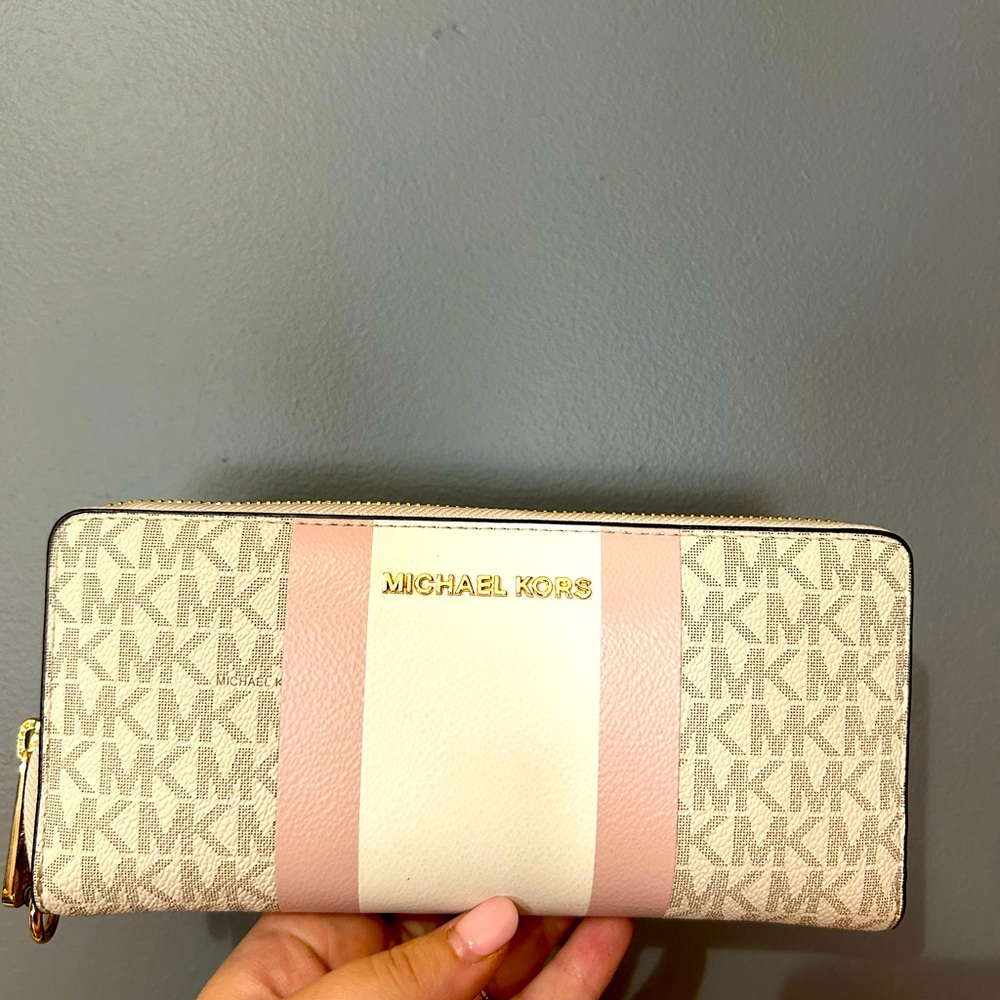 Michael Kors Pink/Tan/White Wallet